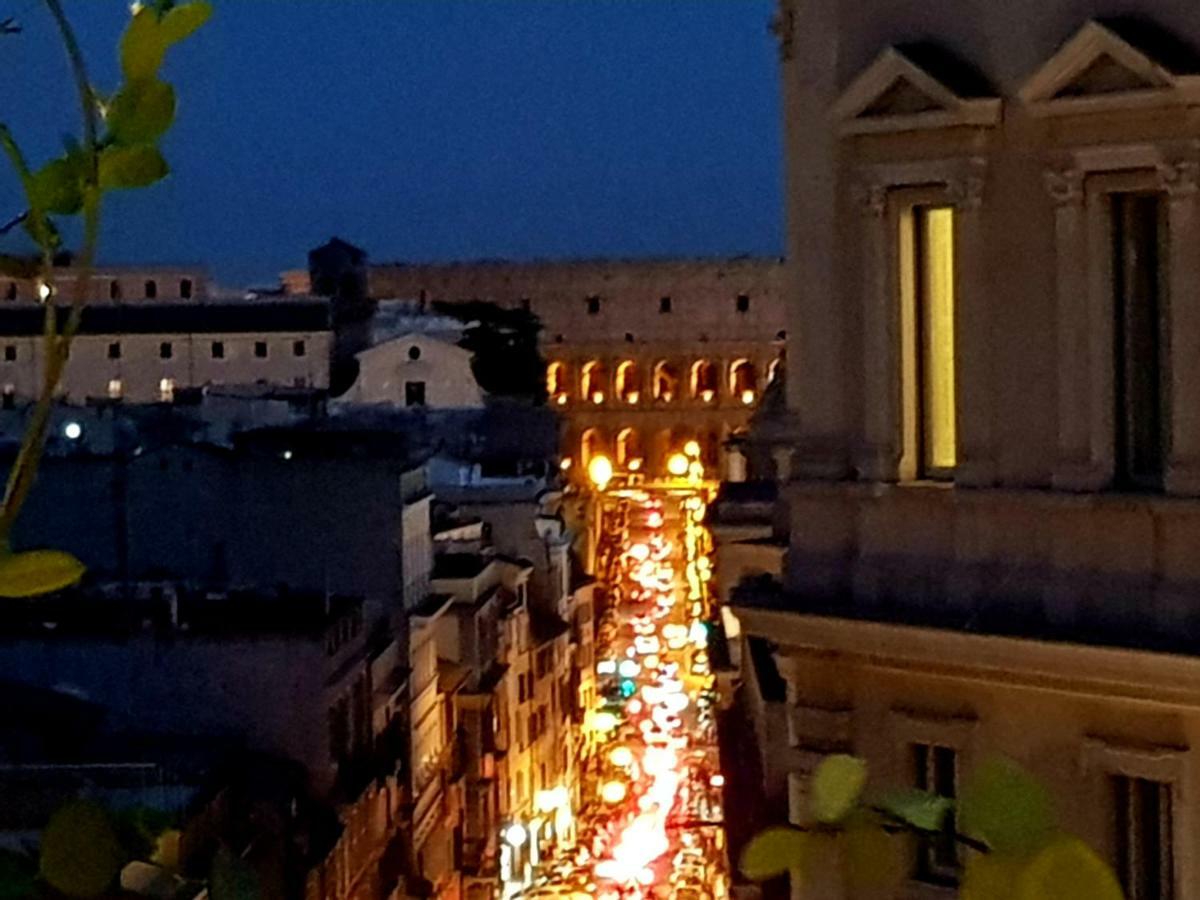 Casa Terrazza Colosseo Rom Exteriör bild